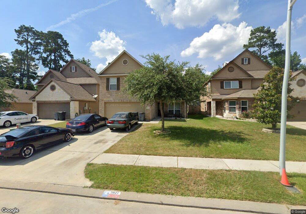 9927 Swallow Dr, Conroe, TX 77385 - photo 1