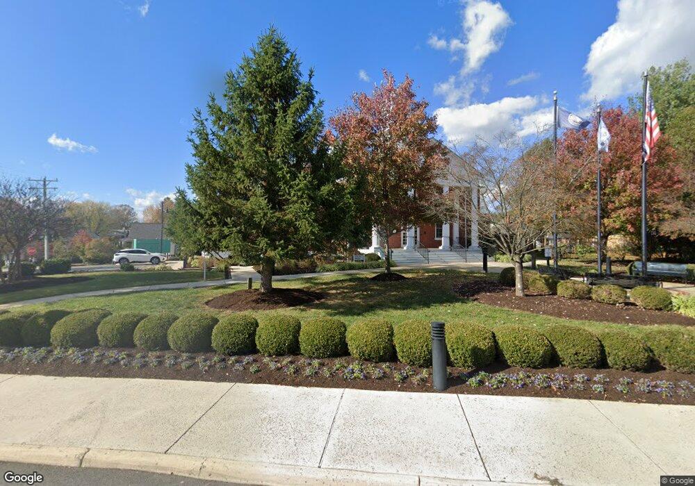 221 S Nursery Ave, Purcellville, VA 20132 - photo 1