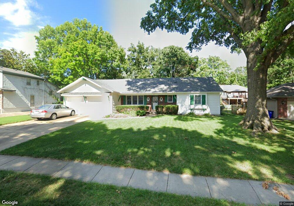 5209 Cody St, Shawnee, KS 66203 - photo 1
