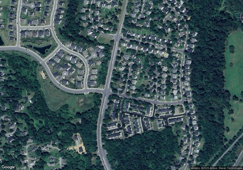 17317 Cedar Bluff Ct, Round Hill, VA 20141 - photo 1