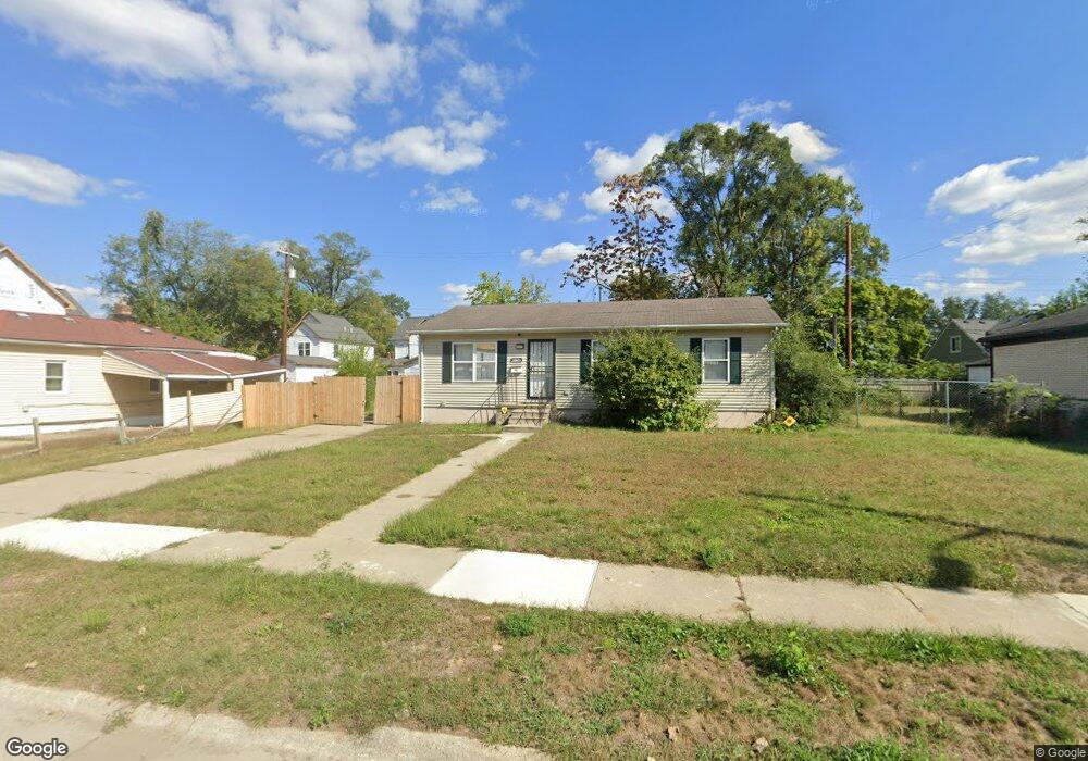 21368 Garden Ln, Ferndale, MI 48220 - photo 1