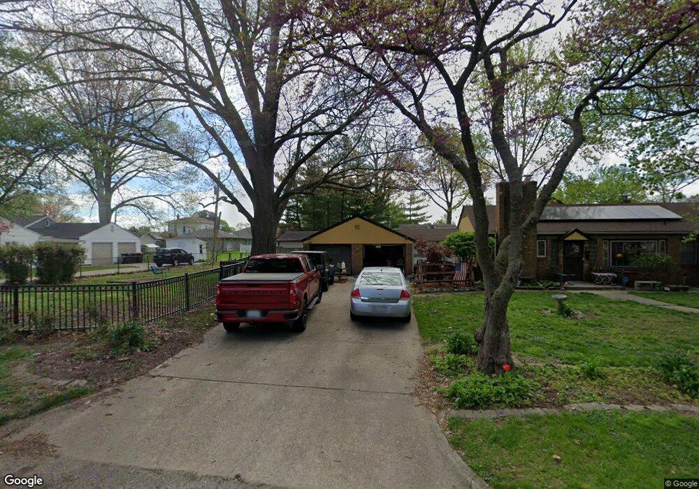 406 N Kankakee St, Lincoln, IL 62656 - photo 1