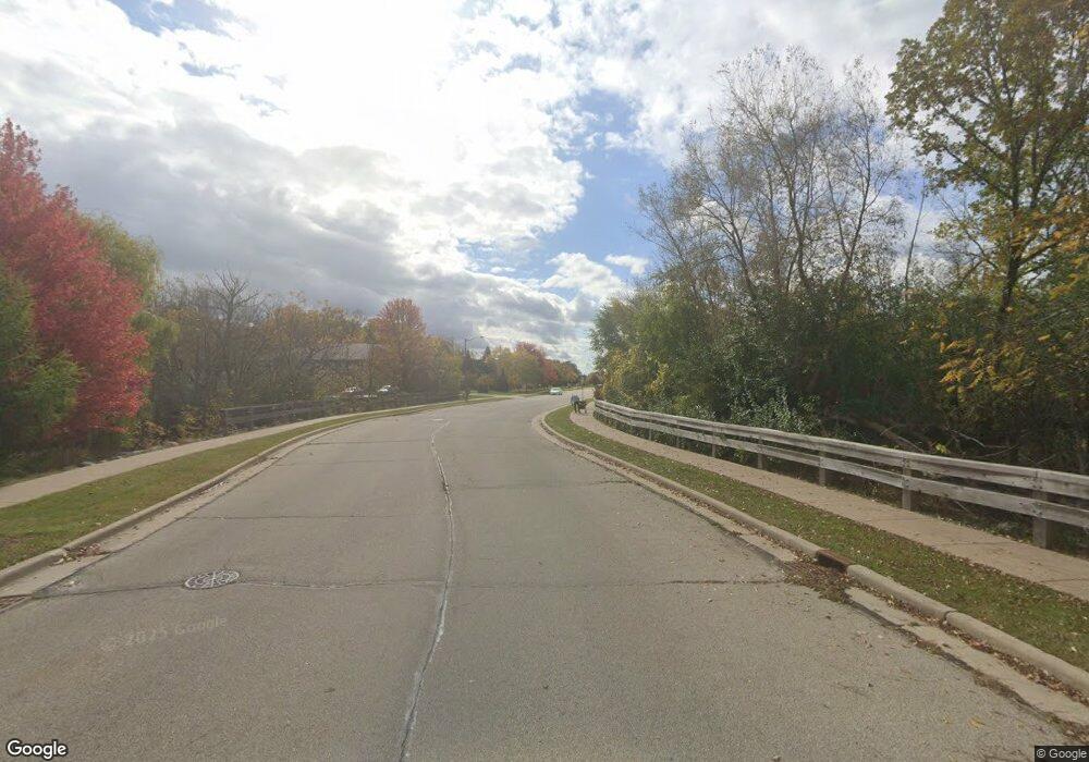 n67w Northfield Dr unit N67W12898, Menomonee Falls, WI 53051 - photo 1