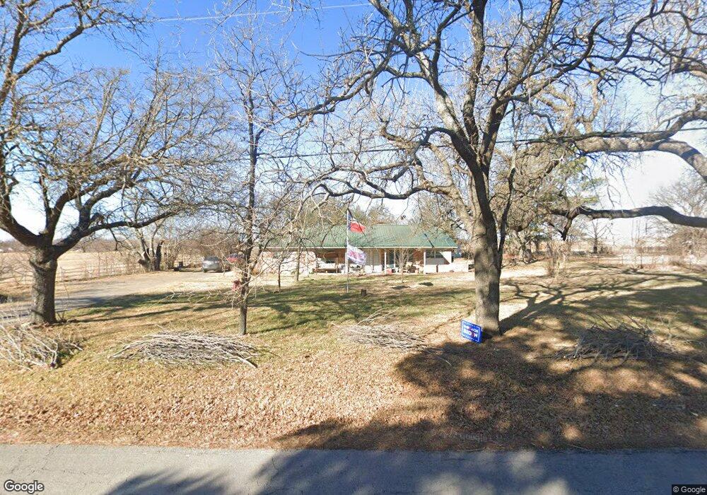 801 N Avenue E, Springtown, TX 76082 - photo 1