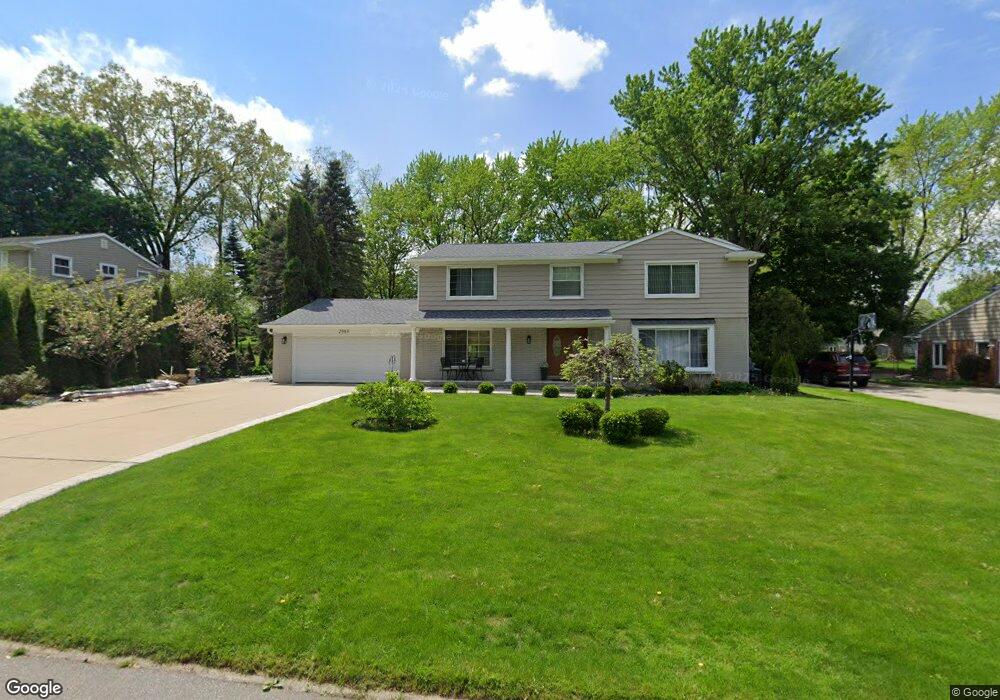 2960 Rambling Way, Bloomfield Hills, MI 48302 - photo 1