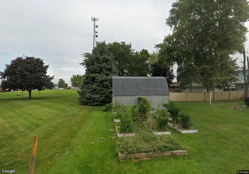 205 W Grant Ln, Wayland, IA 52654 - photo 1