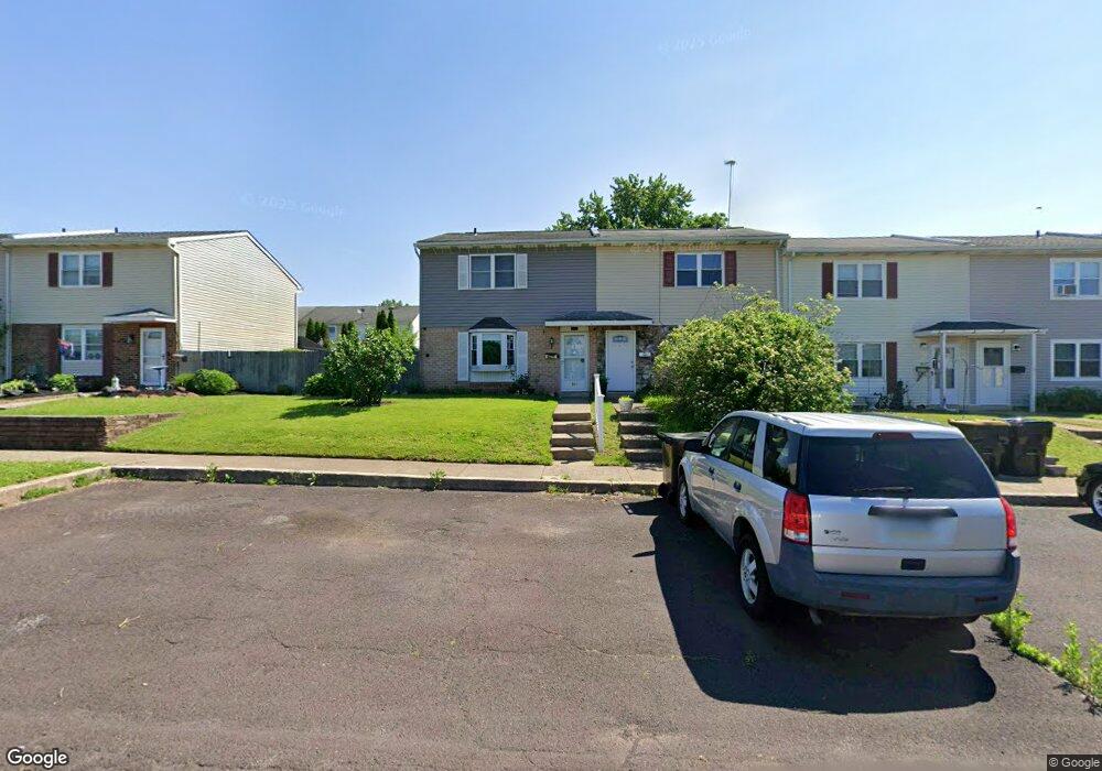 531 Colonial Dr, East Greenville, PA 18041 - photo 1