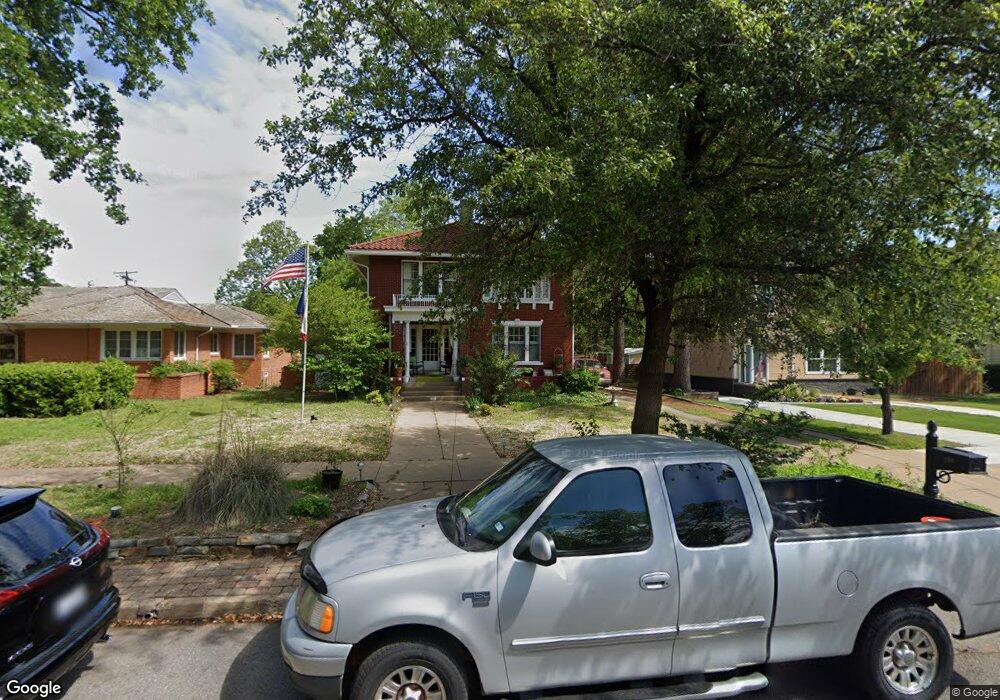 1225 W Gandy St, Denison, TX 75020 - photo 1