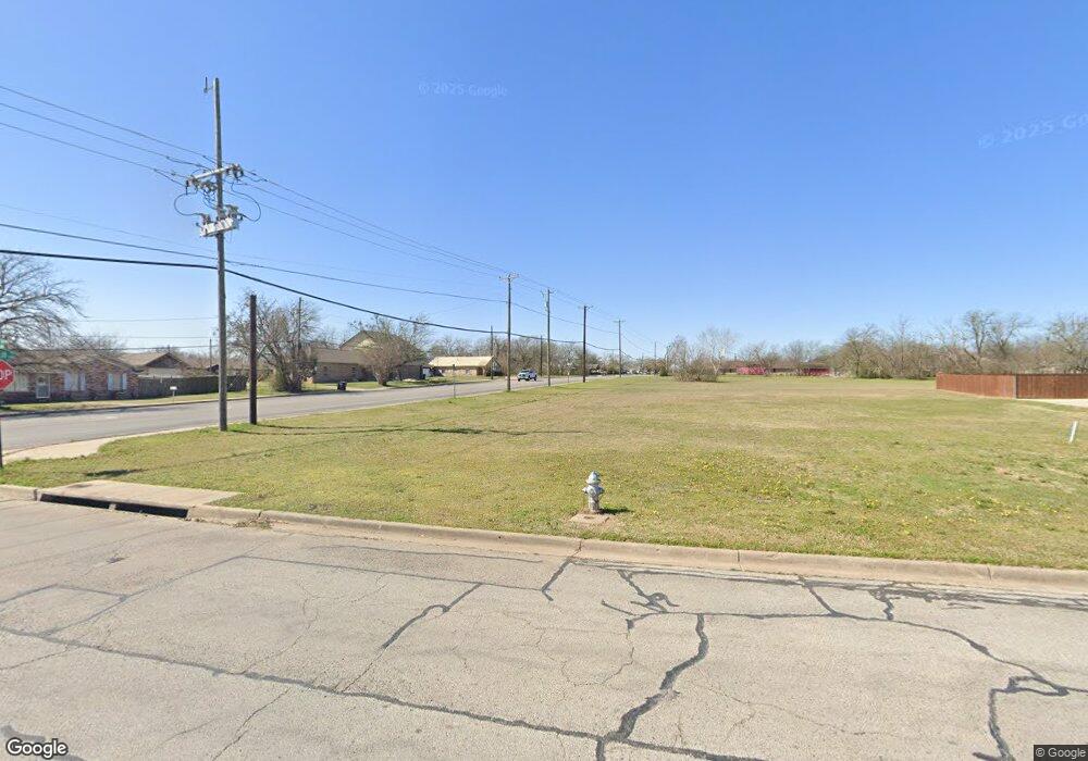 1206 Berkley Dr, Cleburne, TX 76033 - photo 1