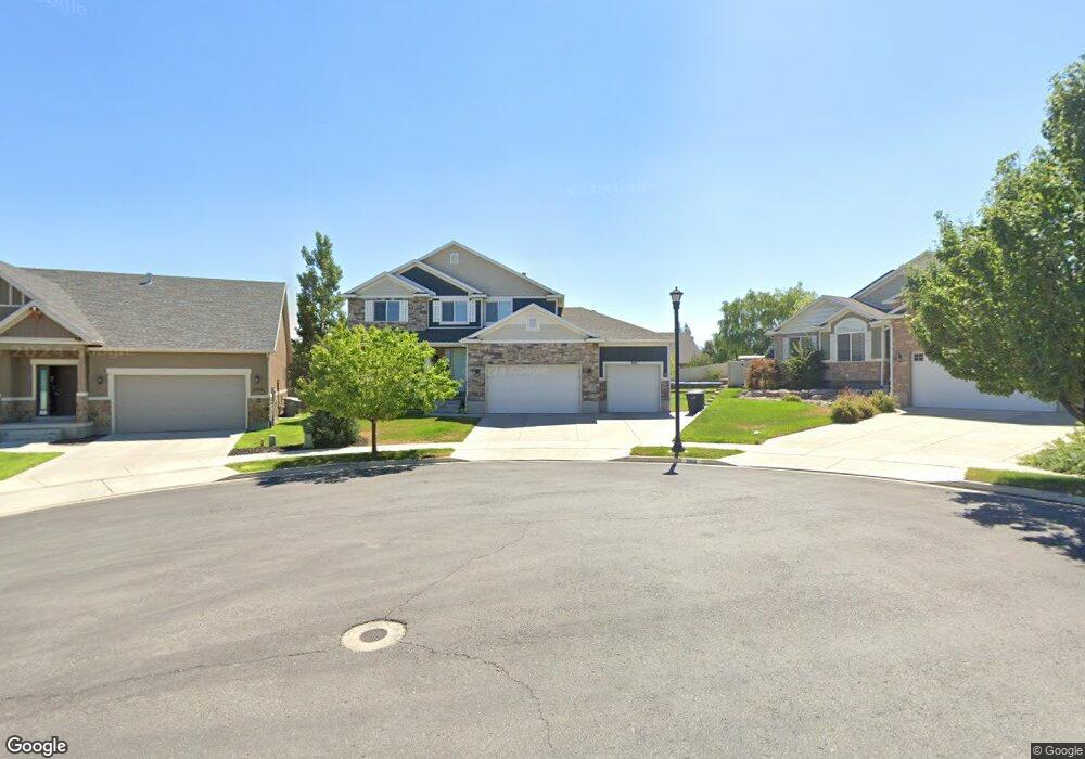3951 Birmingham Cir, South Jordan, UT 84095 - photo 1