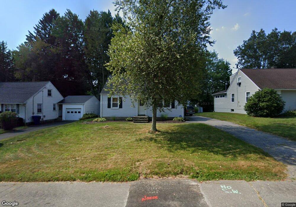 118 Crestwood Ave, Waterbury, CT 06704 - photo 1