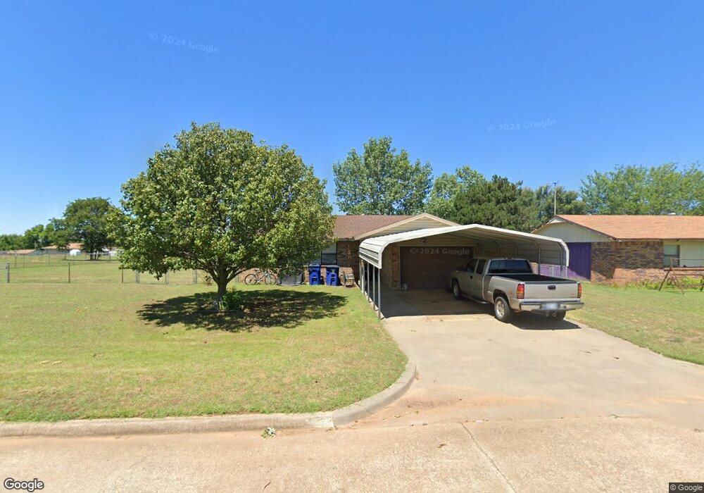 4319 Whispering Hills Dr, Duncan, OK 73533 - photo 1