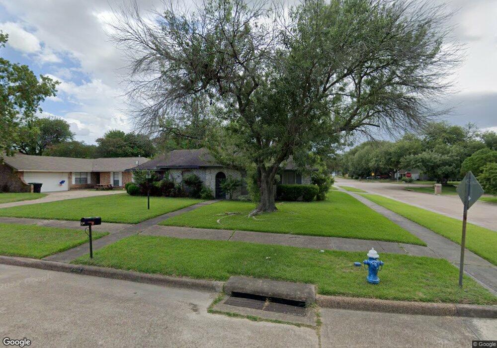 7502 Lemon Tree Cir, Houston, TX 77088 - photo 1