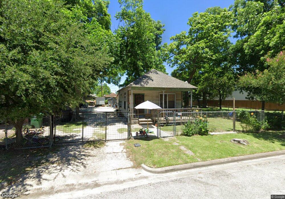 205 E 30th St, Houston, TX 77018 - photo 1