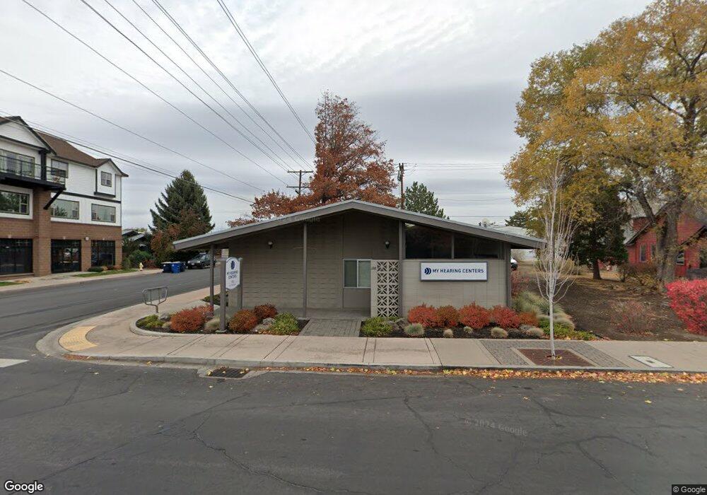 106 SW 7th St, Redmond, OR 97756 - photo 1