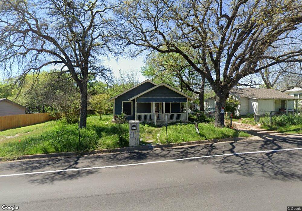 509 509 N Elm, Weatherford, TX 76086 - photo 1