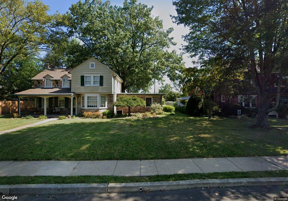 921 York Ave, Lansdale, PA 19446 - photo 1