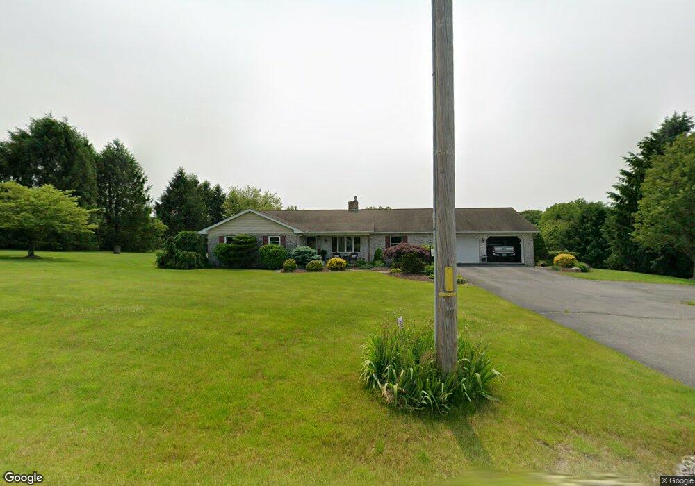 8076 Sassafras Rd, New Tripoli, PA 18066 - photo 1