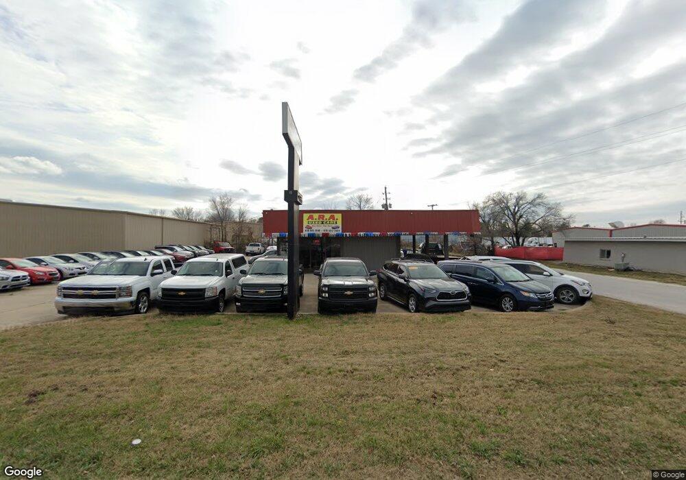 2591 W Sunset Ave, Springdale, AR 72762 - photo 1