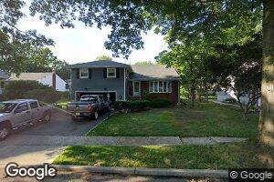 786 Glenside Ct E, Oradell, NJ 07649