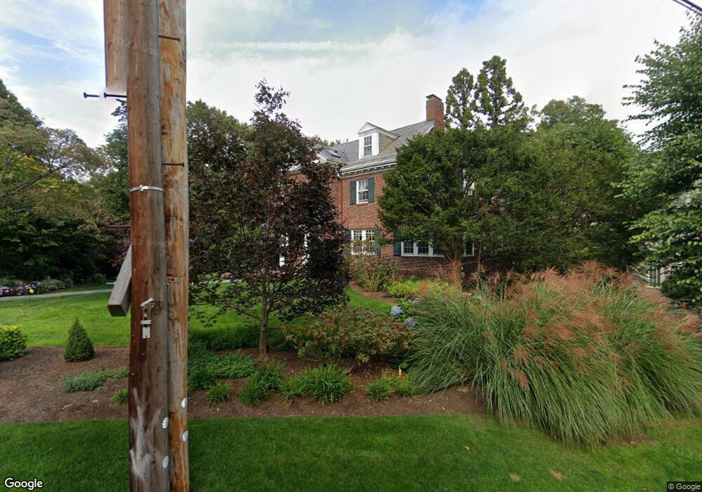 31 Holly Rd, Waban, MA 02468 - photo 1