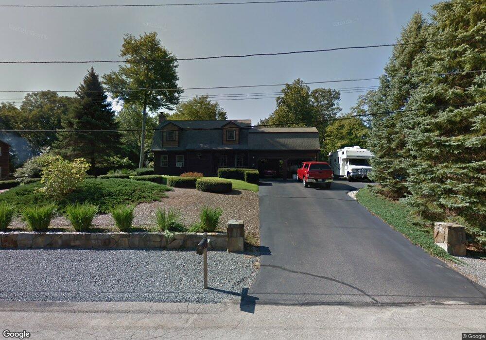 85 Metacomet St, Wrentham, MA 02093 - photo 1