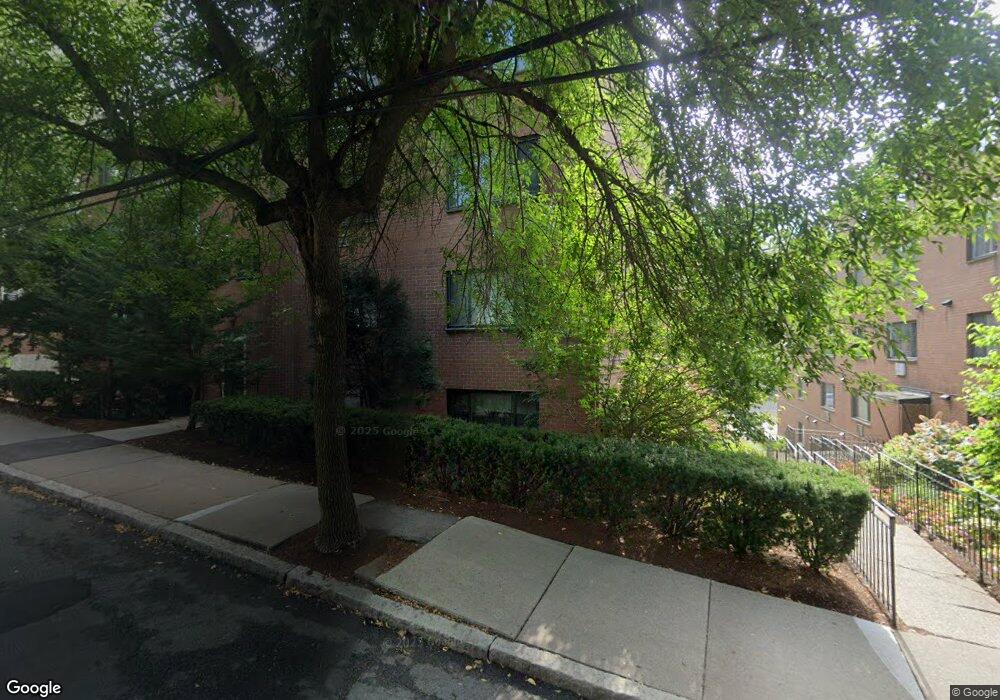 205 Kent St unit 26, Brookline, MA 02446 - photo 1