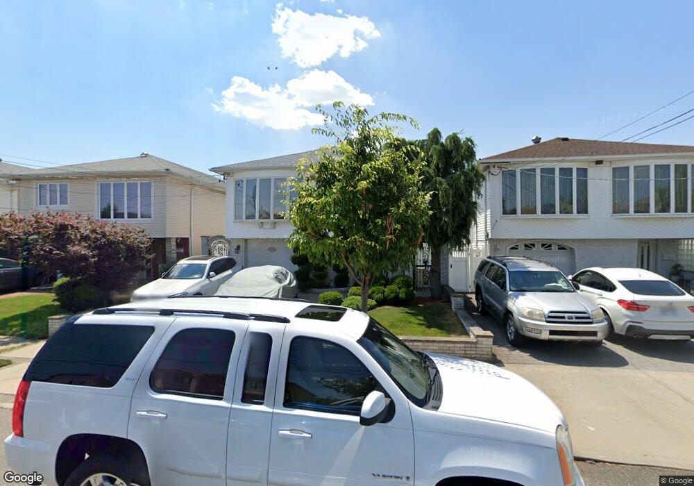 15920 81st St unit 2nd Fl, Howard Beach, NY 11414 - photo 1