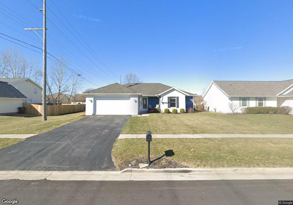 1424 Windermere Dr, Findlay, OH 45840 - photo 1