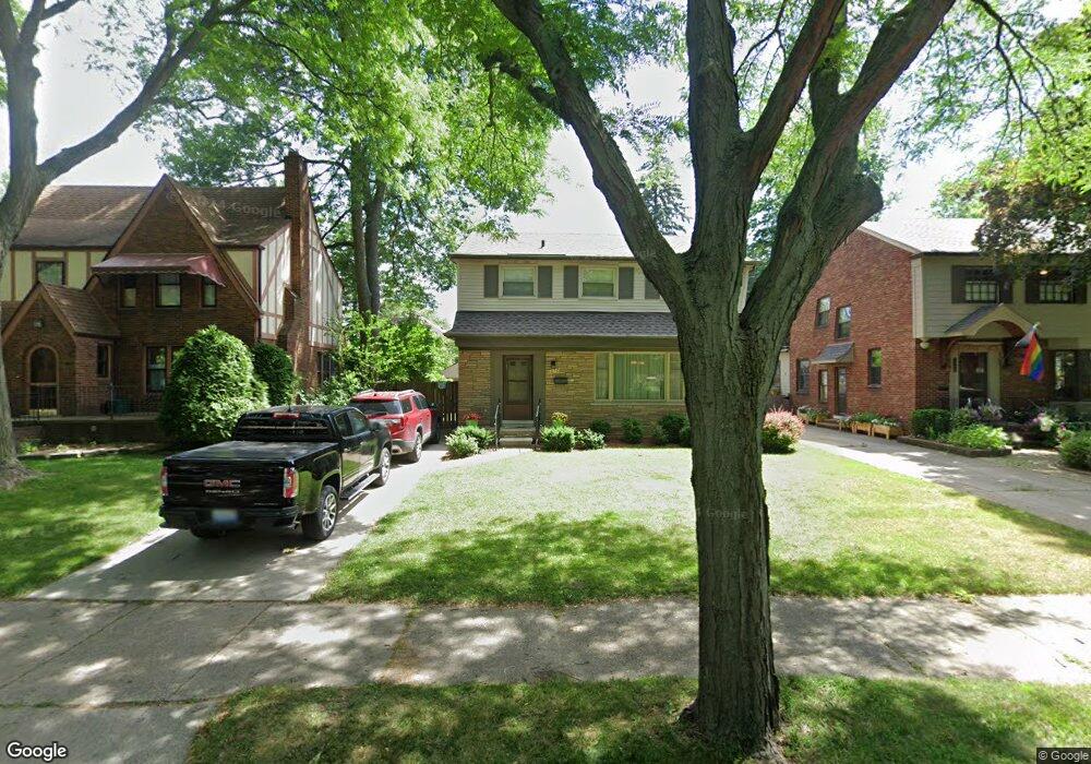 1372 Bishop Rd, Grosse Pointe Park, MI 48230 - photo 1