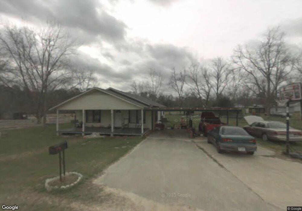 1953 Honeysuckle Ln, Waycross, GA 31503 - photo 1