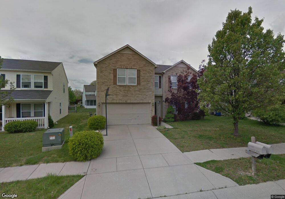 10298 Brushfield Ln, Fishers, IN 46037 - photo 1