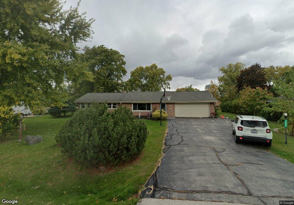 N68W13458 Ranch Rd, Menomonee Falls, WI 53051 - photo 1