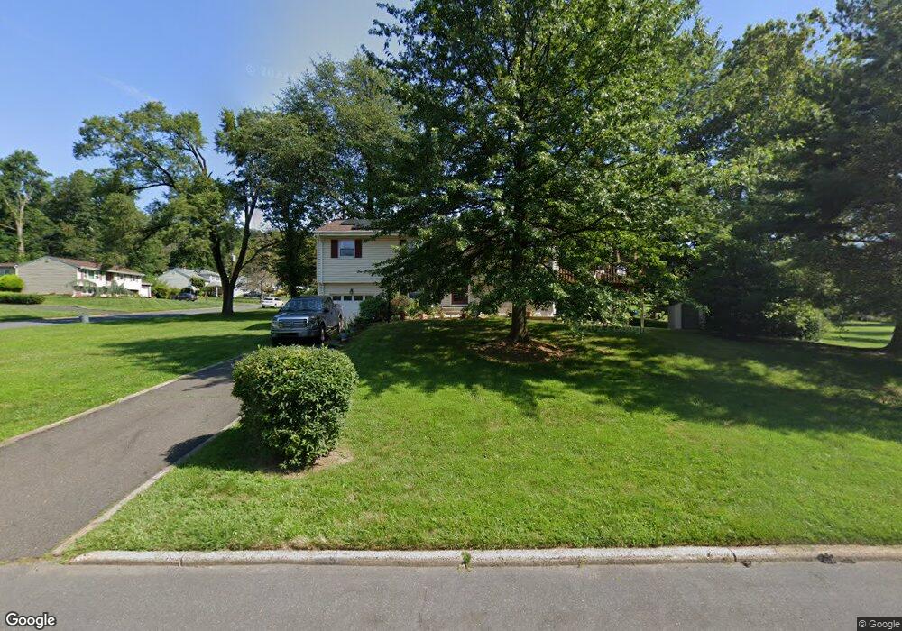 5 Cathy Ct, Bound Brook, NJ 08805 - photo 1