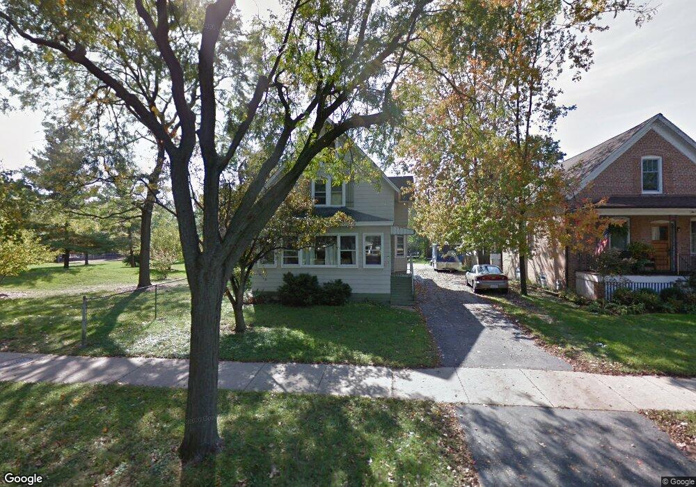 262 E 3rd St, Elmhurst, IL 60126 - photo 1