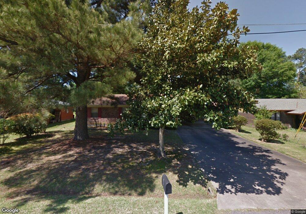 1935 Tulip St, Laurel, MS 39440 - photo 1