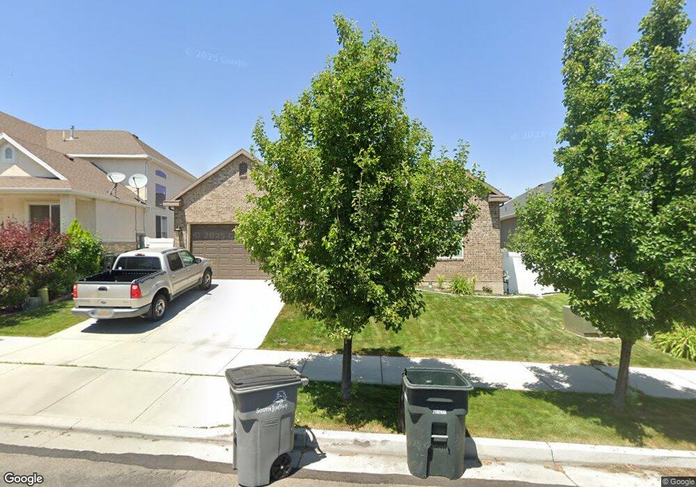 4074 W Walnut Canyon Ln, South Jordan, UT 84009 - photo 1