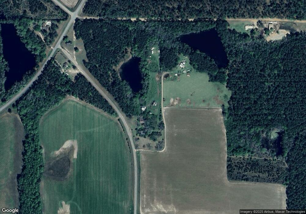 1748 Il Smith Rd, Broxton, GA 31519 - photo 1