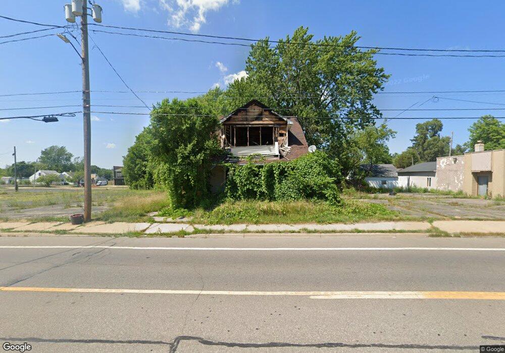 2910 Corunna Rd, Flint, MI 48503 - photo 1