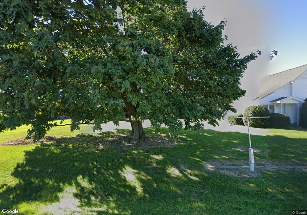 1628 E Hume Rd, Lima, OH 45806 - photo 1