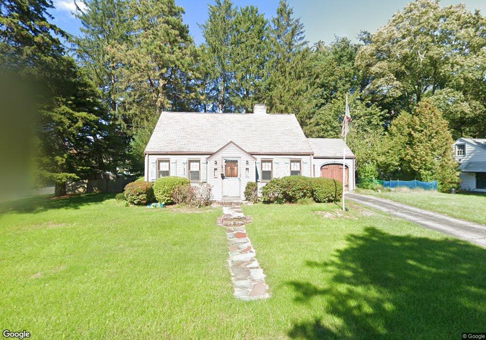 34 Hoover Ave, Westwood, MA 02090 - photo 1