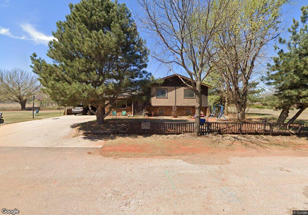 115 Elmwood Cir, Elk City, OK 73644 - photo 1