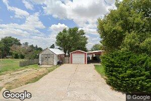 313 N 2nd St, Wakeeney, KS 67672