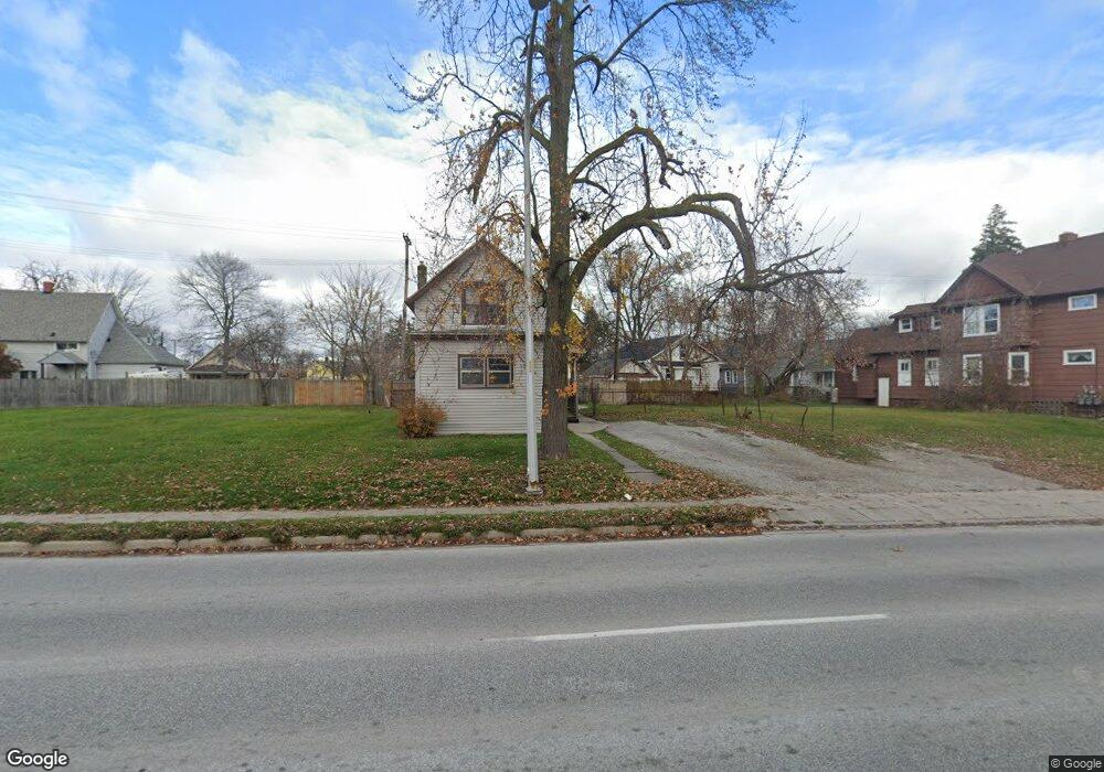 1225 Lapeer Ave, Port Huron, MI 48060 - photo 1