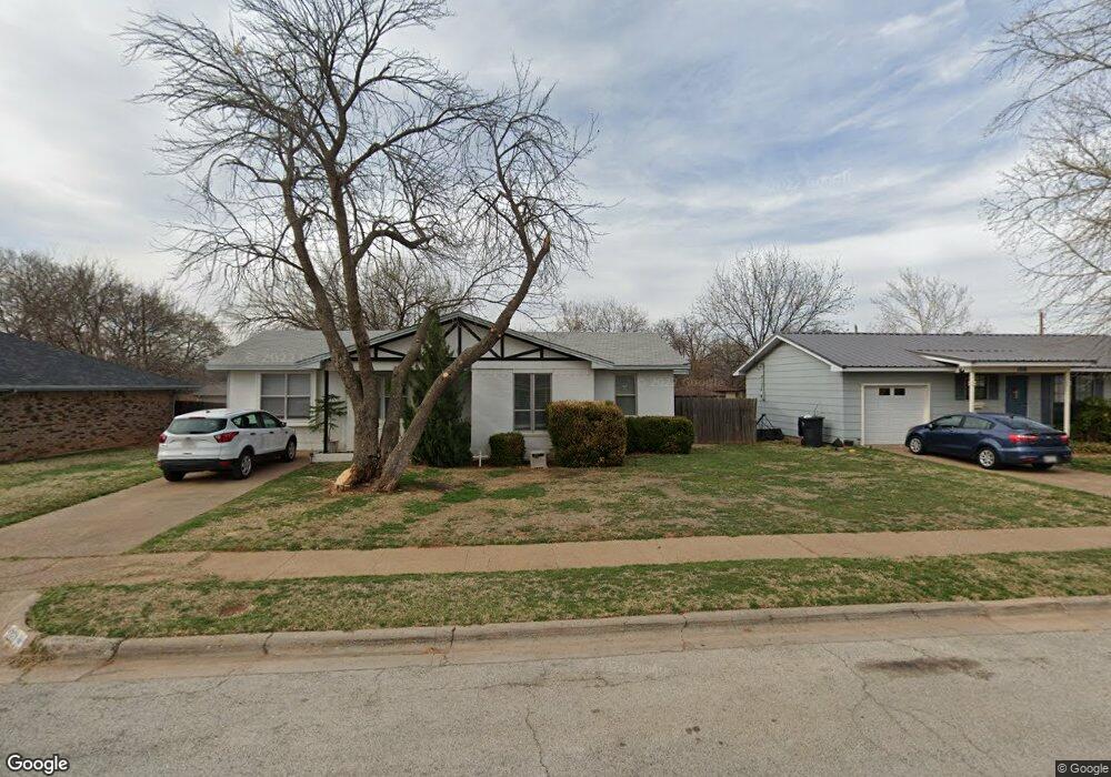 1220 Hunt St, Wichita Falls, TX 76302 - photo 1