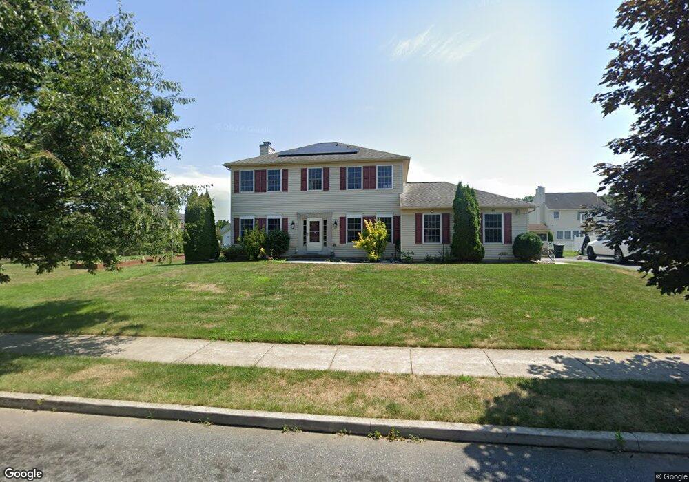 1161 Wheaton Dr, Bethlehem, PA 18017 - photo 1