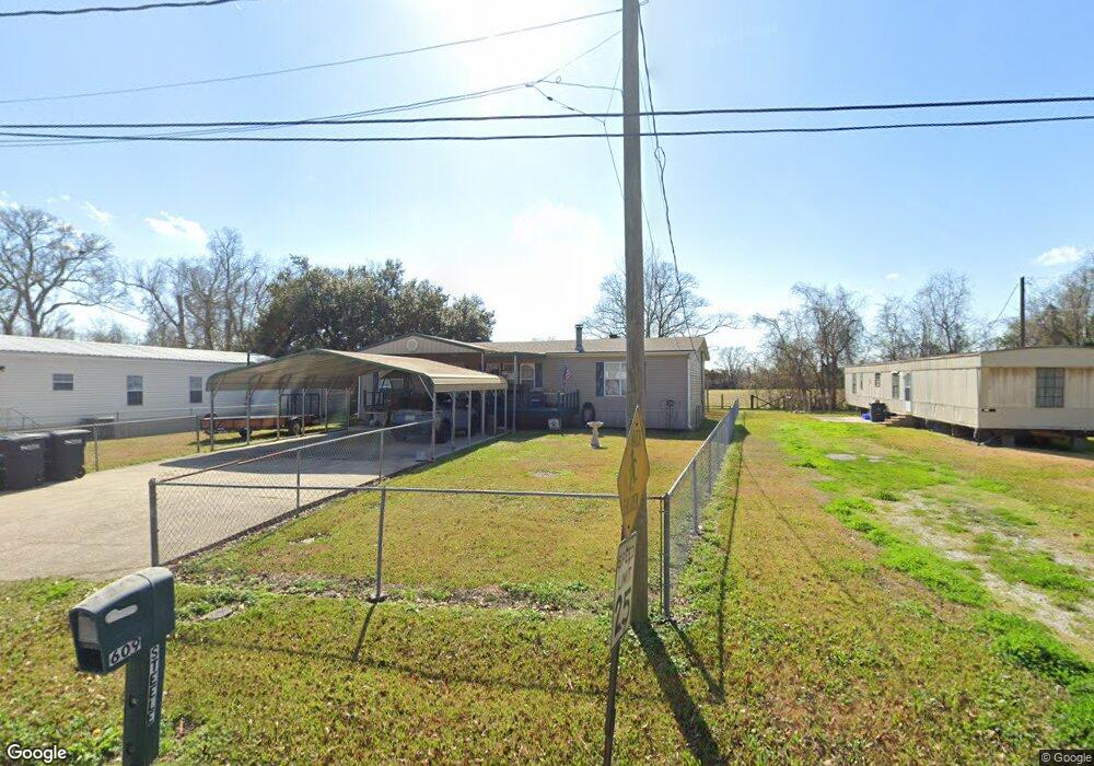 609 McDonald St, New Iberia, LA 70563 - photo 1