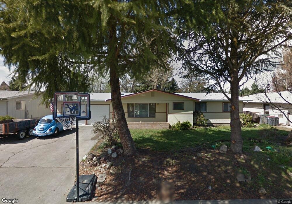 760 S 5th St unit 1, Central Point, OR 97502 - photo 1