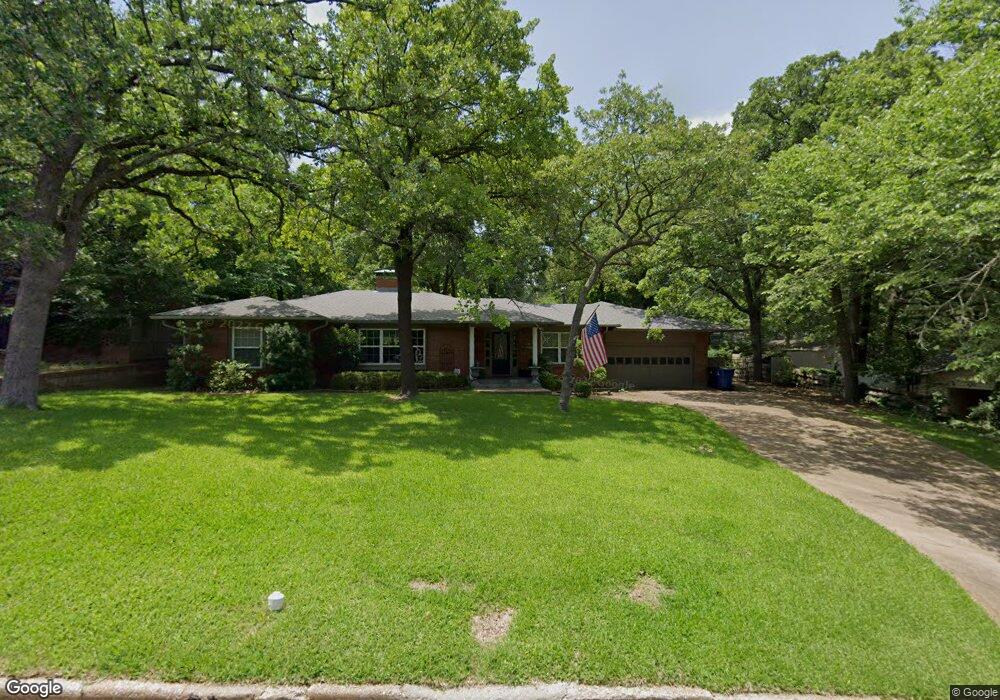 1620 W Munson St, Denison, TX 75020 - photo 1
