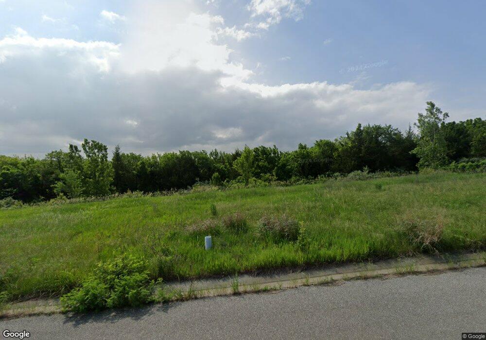 6525 SW 48th St, Topeka, KS 66610 - photo 1